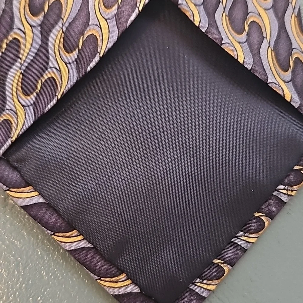 J. Garcia Gray and‎ Gold Patterned Tie 100% Silk